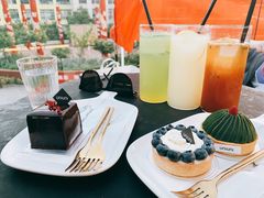 -UNI UNI(环亚凯瑟琳店)