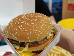 -麦当劳(政通路店)