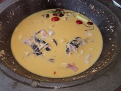 -咕嘟草帽鱼·牛奶一样的鲜鱼汤(包河万达广场创始店)