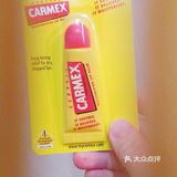 家中好多只用了一二次的唇膏！好在父母并不控制我购买！