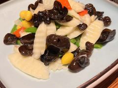 -黄泥岗·地道湖北菜(奥特莱斯店)