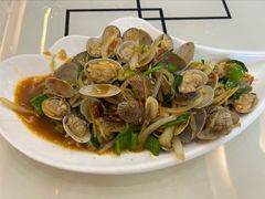 -覃记海鲜美食餐厅