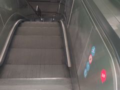 -芳华路(地铁站)