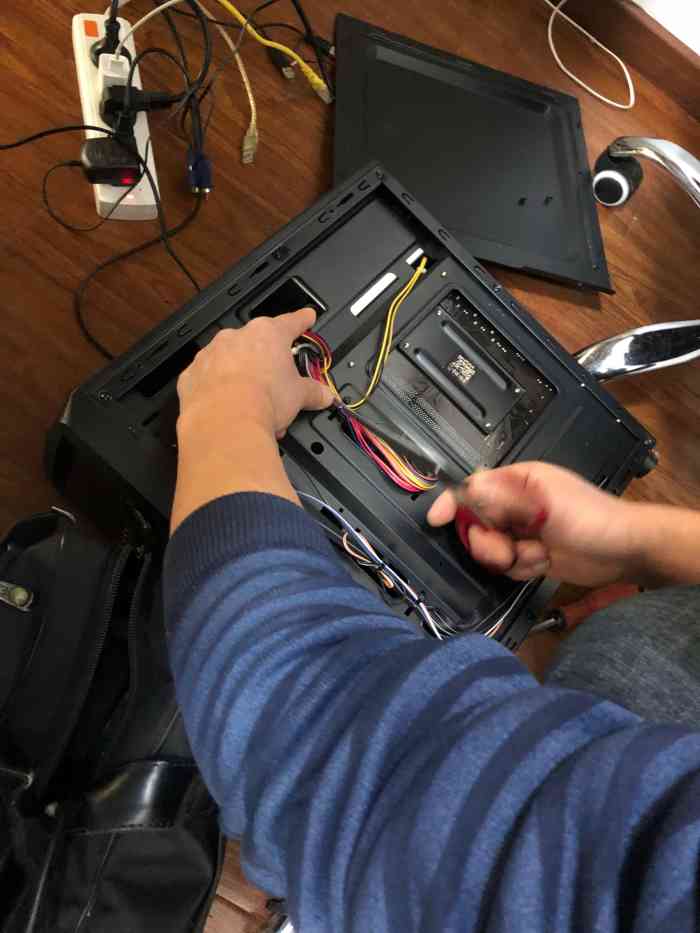 去那里修过电脑,快捷,价格也公道.