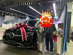 -上海星瀚奔驰4S店(红柳路店)