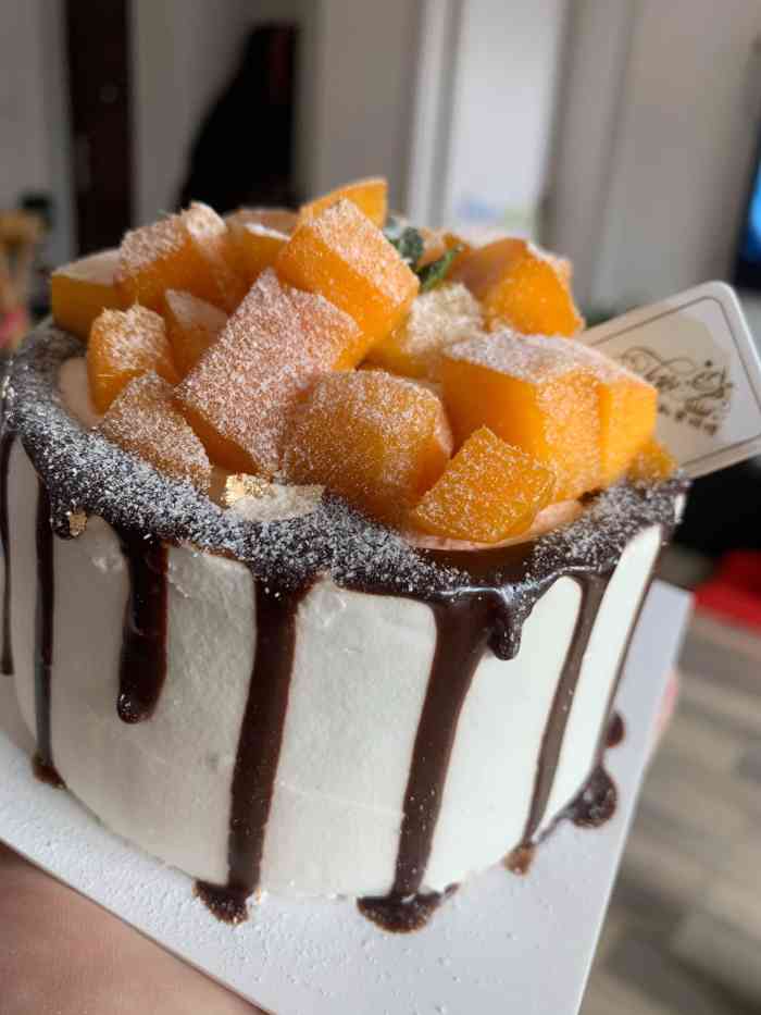 打分 点的外卖,小4寸,一人食够了,味道还可以,蛋糕胚比较紧实,会回购