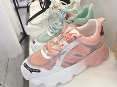 -兴旺欧韩城(上海兴旺国际服饰城店)