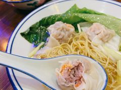 蟹子鲜虾云吞面-左记港食(融科天城店)