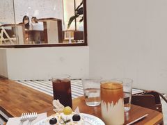 -Line 咖啡(石厦花园店)