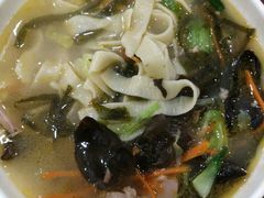 羊肉烩面-护国寺小吃(左家庄店)