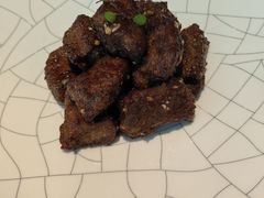 沪式牛肉粒-屋里厢上海菜馆