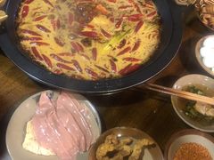 -黄潇洒老火锅(九眼桥宏济巷店)
