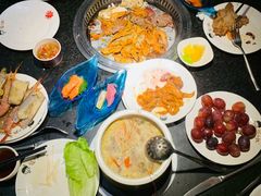 -钱小奴海鲜自助黑金店(杭州滨江龙湖店)