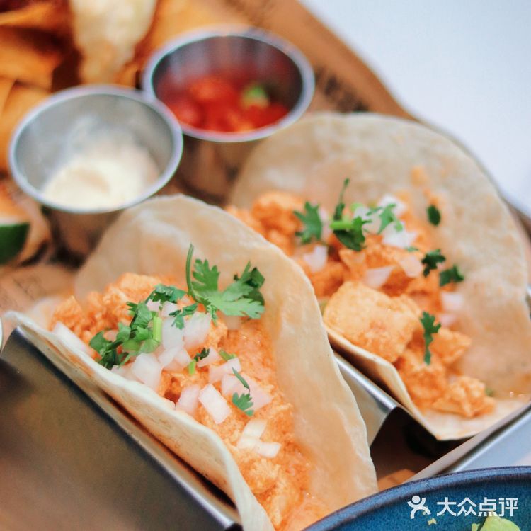 青岛偶然发现的小众西餐厅，舒适又好吃～