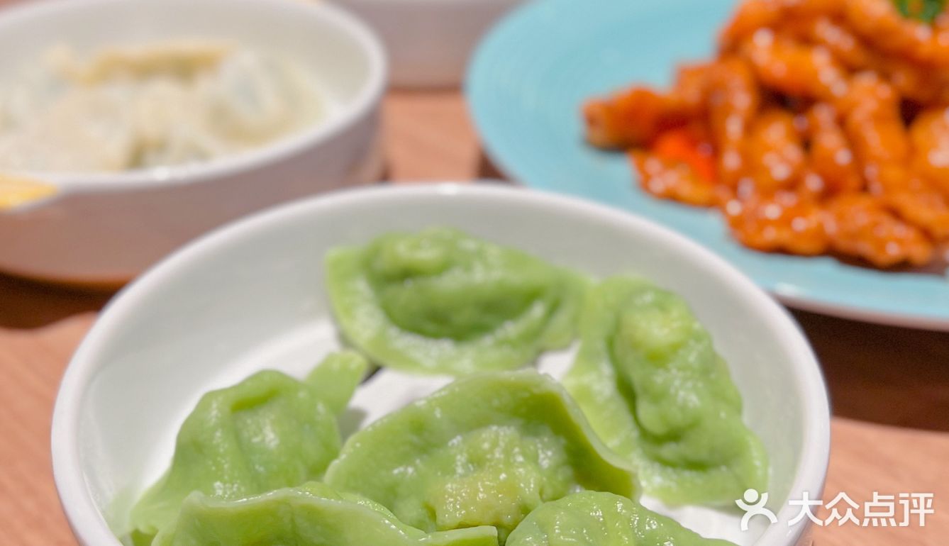 不知道过节吃啥就吃饺子🥟准没错[亲亲]
