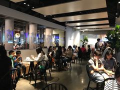 大堂-喜茶(上海正大广场店)