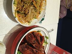 -辣小妮de川菜馆(红旗Mall店)