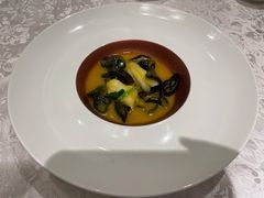 蟹油糟熘丹山黄鱼脯-新光酒家·河豚·海鲜·蟹料理(浦东店)