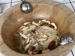 -云南野生菌石锅鱼石锅鸡(大金塔店)