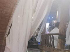 -花溪雨·森林餐厅(石基店)