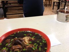 -小龙大肉面馆