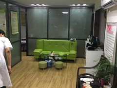 -龙脊堂龙氏推拿 整脊(陆家浜店)