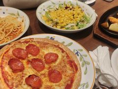 培根鸡肉双拼披萨-萨莉亚意式餐厅(龙阳广场店)