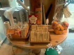 -昆明冠生园·蛋糕·面包(南强街店)