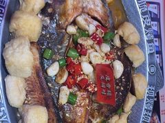 -八条友鲜货烧烤·脆皮烤鱼(石岩旗舰店)