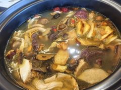 -野菌皇海景野生菌火锅(滨海大道店)