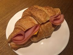 全麦火腿芝士可颂-星巴克(红房子店)