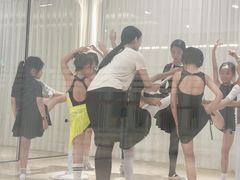 -港龙舞蹈·成人少儿舞蹈培训(深圳湾校区)