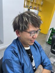 -卓梵美发·精品Salon