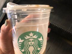 -星巴克臻选(莘庄仲盛店)