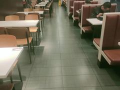 -乡村基(北部新区泰山大道餐厅)