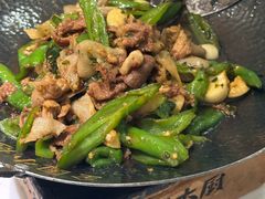 -费大厨辣椒炒肉(高铁吾悦广场店)