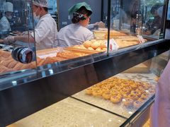 面包甜点陈列柜-六贤记(杭州龙湖滨江天街店)