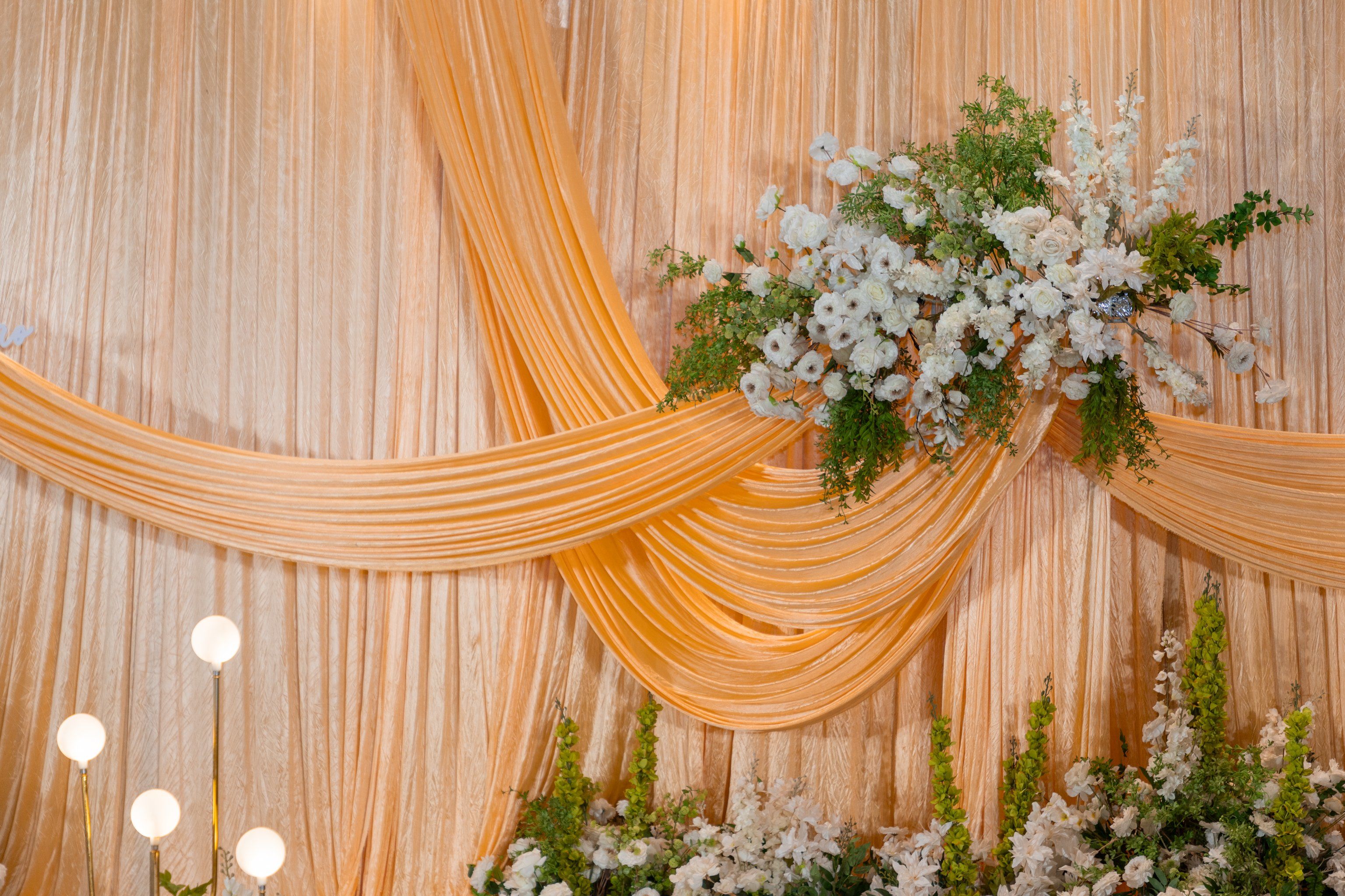 香槟色布幔婚礼