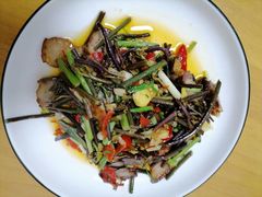 -三顾烤庐·烤鱼·烧烤·龙虾(奉贤店)