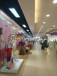 -孩子王(协信星光时代广场店)