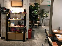 大堂-必胜客(百联又一城店)