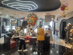 -TOP HAIR SALON
