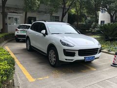 -上海长海医院-地下停车场