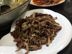 腊肉炒笋丝-红娃川菜馆(宝云街店)