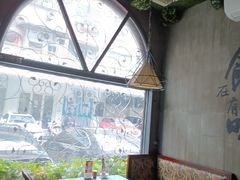 靠窗位-湘当爱·鲜煮现炒(松岗立业路店)