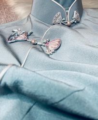 -租旗袍租礼服馆