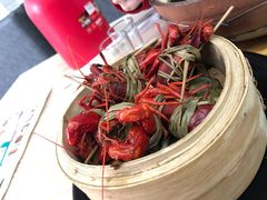 清蒸水果酵素小龙虾-小鳌陪你小排档·四季小龙虾·田鸡·宵夜(中央第五街店)