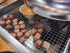 雪花肉粒-肉甲韩国木炭烤肉(新壹街1店)
