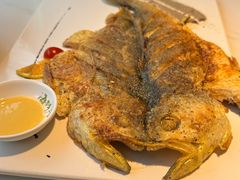 -赶海部落海鲜城(海阳路店)