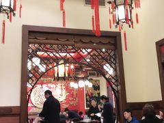 -梅龙镇酒家(南京西路总店)